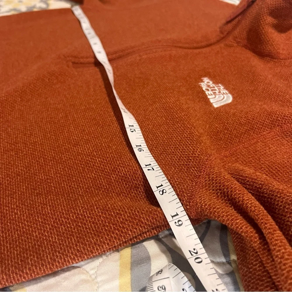The North Face Men’s Cap Rock 1/4 Zip Pullover Sweatshirt, Brandy Brown, S